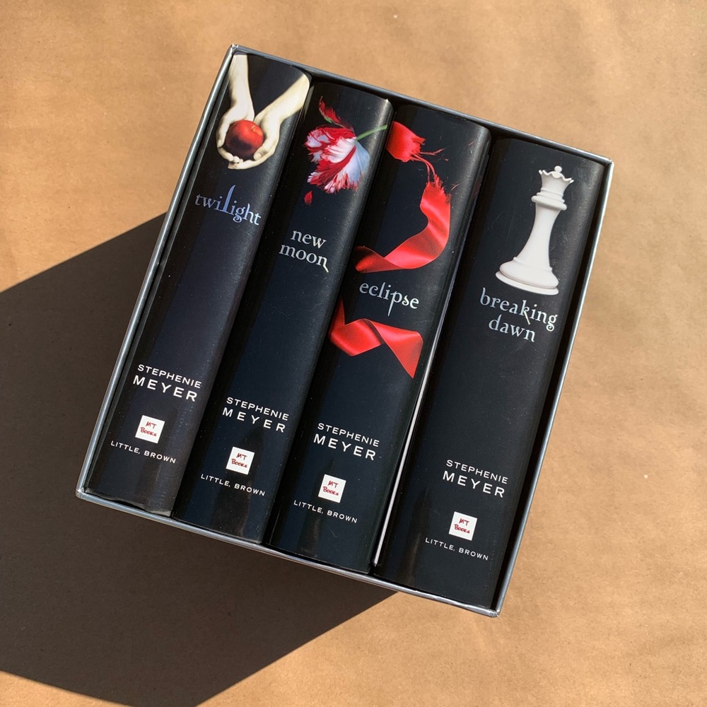 SOLD Twilight Complete Series